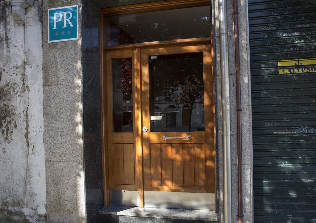 Hostal A Pedra Vigo Bagian luar foto